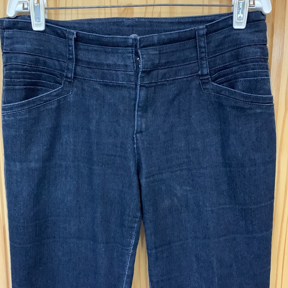 W62 Signature Fit Dark Denim Trouser Jeans. Size 10 (610) - Picture 2 of 11